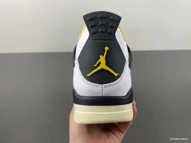Air Jordan Vivid Sulfur WNNS 4 AQ9129-101 0523